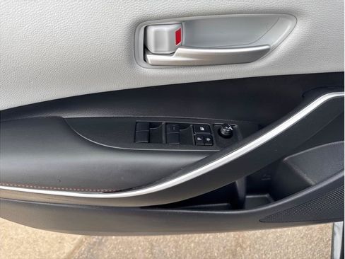 Used 2024 Toyota Corolla SE FWD image 14