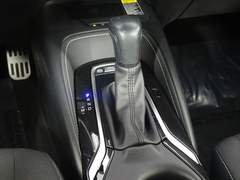 Used 2025 Toyota Corolla SE image 34