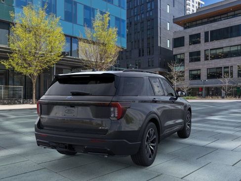 New 2026 Ford Explorer ST-Line image 8