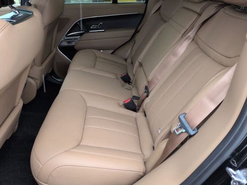 New 2026 Land Rover Range Rover SE image 20