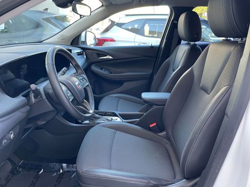 Used 2025 Buick Encore GX Preferred image 27