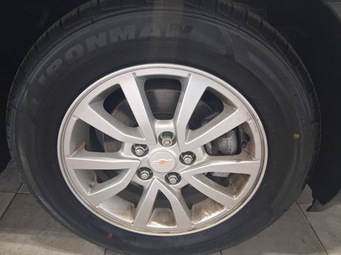 Used 2020 Chevrolet Sonic LT FWD image 12