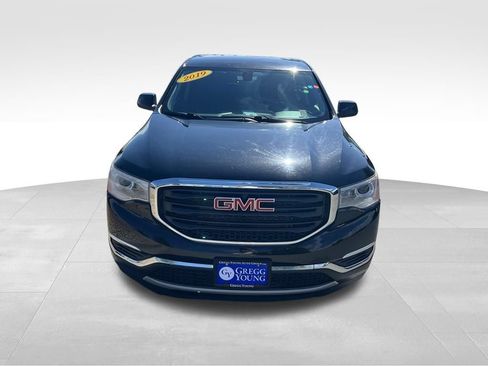 Used 2019 GMC Acadia SLE AWD/4WD image 10
