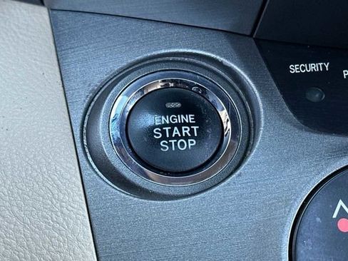 Used 2010 Toyota RAV4 Limited image 19