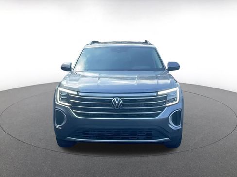 Used 2025 Volkswagen Atlas SE image 4