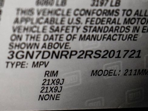 Used 2024 Chevrolet Equinox EV RS FWD image 27