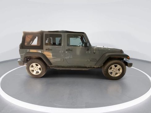 Used 2015 Jeep Wrangler Unlimited Sport w/ Quick Order Package 23S AWD/4WD image 9