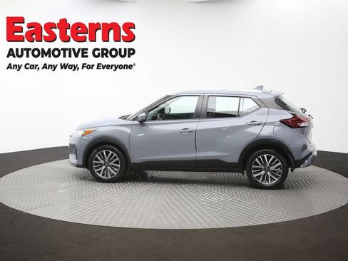 Used 2021 Nissan Kicks SV FWD image 60