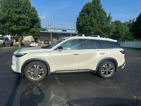 Used 2025 INFINITI QX60 Luxe w/ Vision Package AWD/4WD image 4