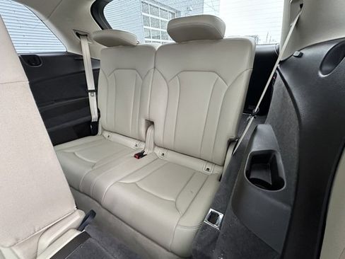 Used 2019 Audi Q7 3.0T Premium Plus image 31