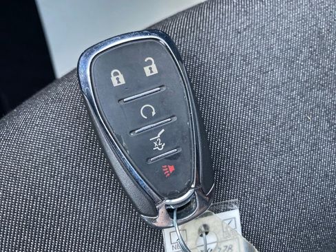 Used 2019 Chevrolet Equinox LT AWD/4WD image 30