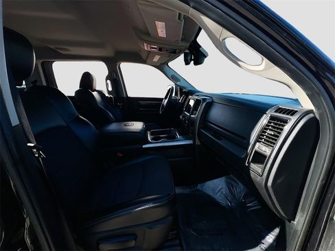 Used 2018 RAM 1500 Sport image 25