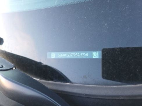 Used 2023 Chevrolet Equinox LT image 12