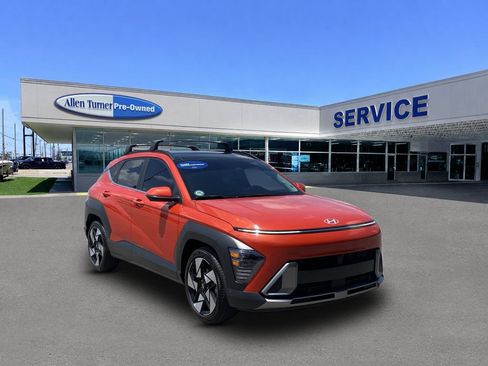 Certified 2024 Hyundai Kona Limited FWD image 2