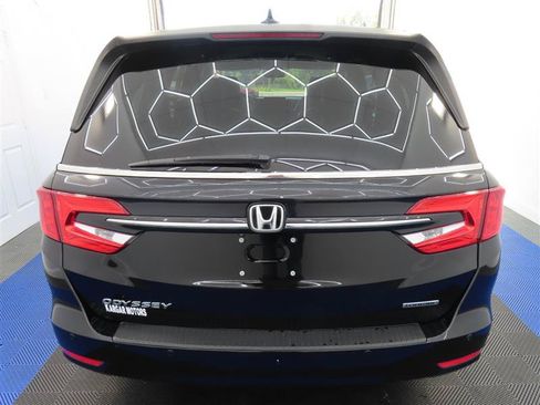 Used 2021 Honda Odyssey Touring image 8