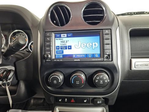 Used 2016 Jeep Compass High Altitude image 17