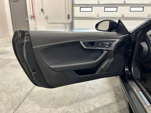 Used 2022 Jaguar F-TYPE R-Dynamic image 14