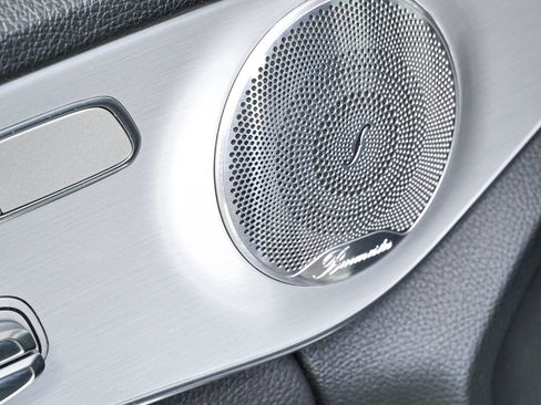 Used 2021 Mercedes-Benz C 300 Sedan w/ Premium Package image 7