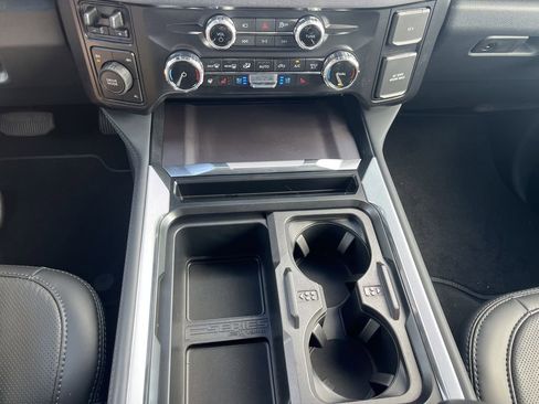 New 2026 Ford F250 Platinum image 29