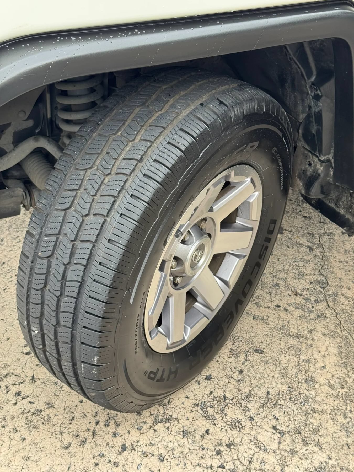 Used 2014 Toyota FJ Cruiser 4WD w/ Upgrade Package image 42