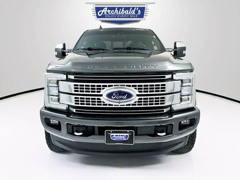 Used 2019 Ford F350 Platinum w/ Platinum Ultimate Package AWD/4WD image 2