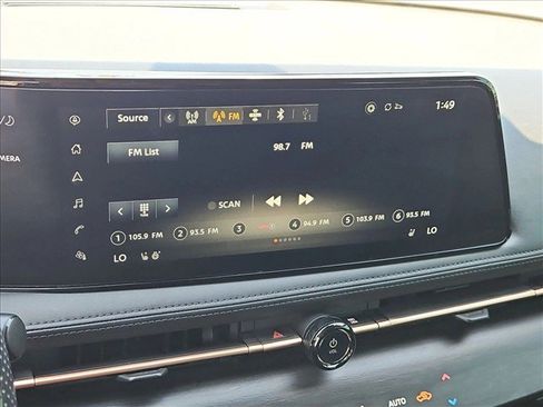 Certified 2023 Nissan Ariya FWD image 21