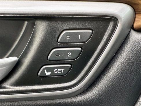 Used 2018 Honda CR-V EX-L image 18