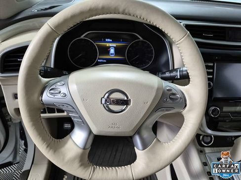 Used 2018 Nissan Murano SL w/ Moonroof Package AWD/4WD image 11