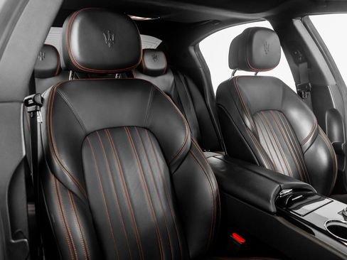 Used 2023 Maserati Ghibli Modena Q4 image 33