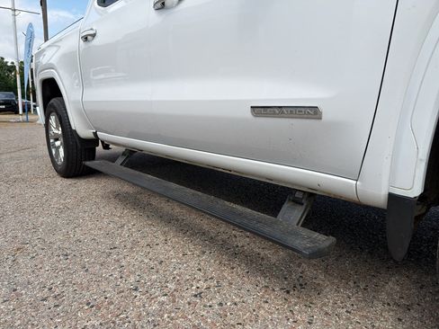 Used 2021 GMC Sierra 1500 Elevation AWD/4WD image 12