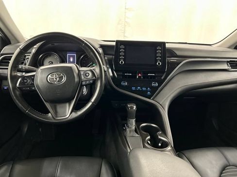 Used 2024 Toyota Camry SE FWD image 19