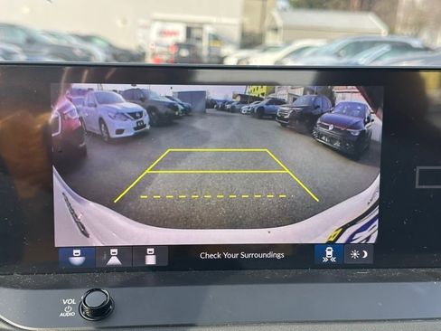 Used 2024 Honda Accord Sport image 13