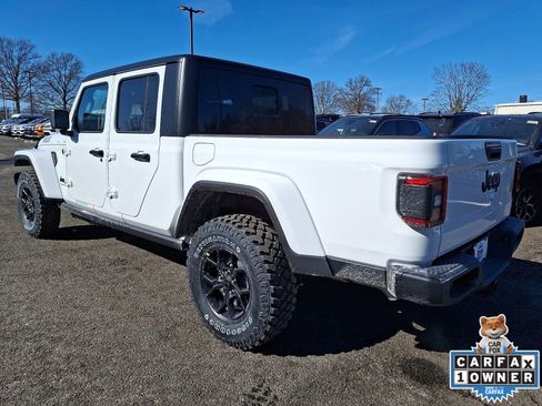 New 2026 Jeep Gladiator Willys image 4