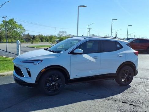 New 2026 Buick Encore GX Sport Touring FWD image 11