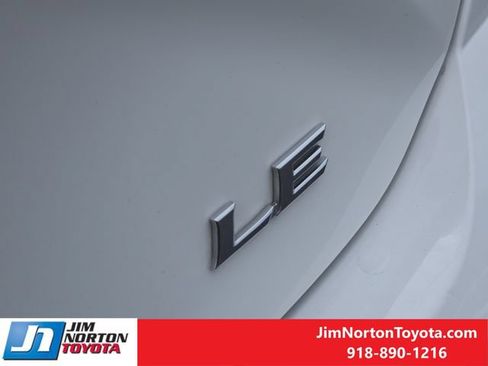 Used 2025 Toyota Camry LE FWD image 11