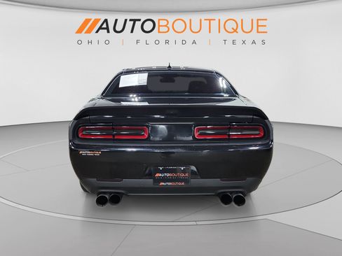 Used 2021 Dodge Challenger R/T Scat Pack RWD image 4