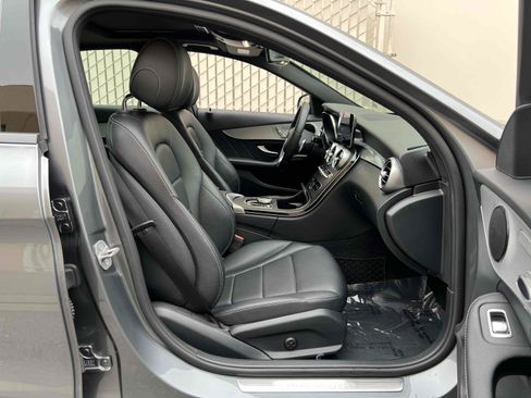 Used 2021 Mercedes-Benz C 300 Sedan w/ AMG Line image 45