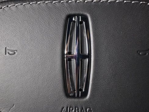 New 2026 Lincoln Navigator Reserve AWD/4WD image 32