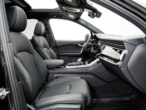 Certified 2025 Audi Q7 3.0T Prestige w/ Prestige Package AWD/4WD image 22