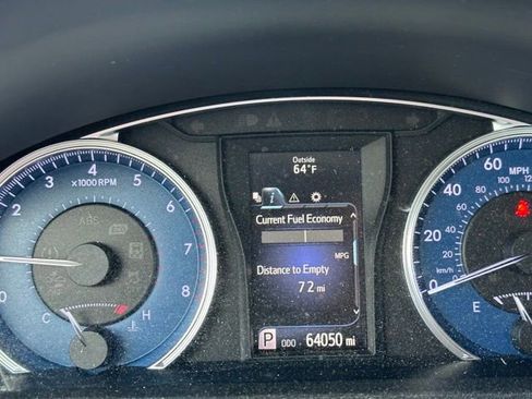 Used 2017 Toyota Camry LE FWD image 13