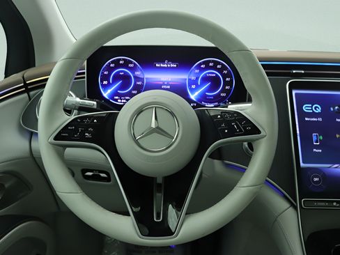 Certified 2023 Mercedes-Benz EQS 450+ SUV image 8