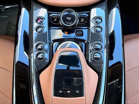 Used 2023 Aston Martin DBX 707 image 24