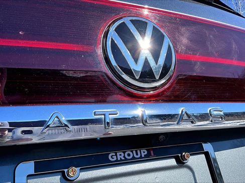 Used 2024 Volkswagen Atlas SEL Premium R-Line image 31