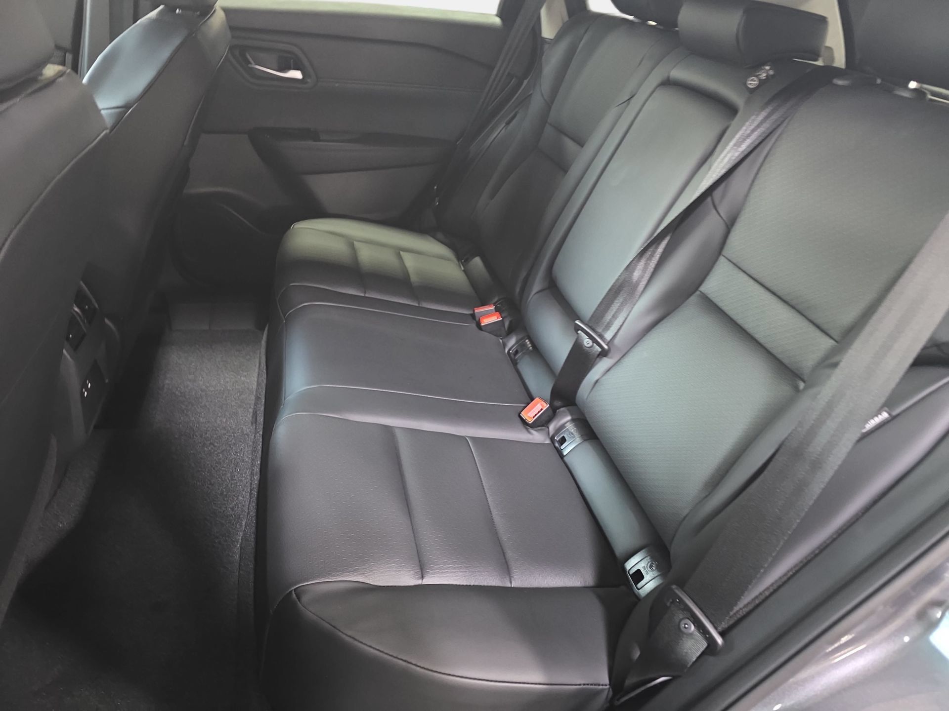 New 2026 Nissan Rogue Dark Armor AWD/4WD image 13