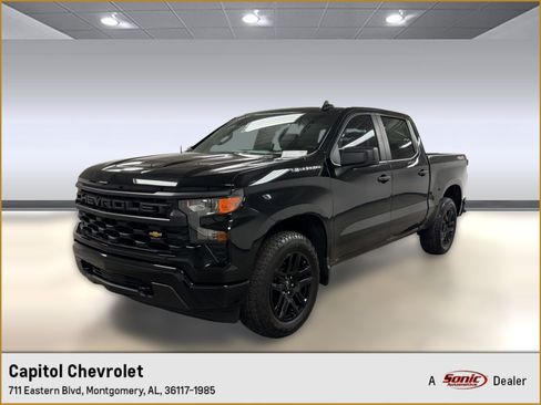Used 2025 Chevrolet Silverado 1500 Custom AWD/4WD image 1