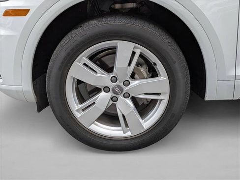 Used 2019 Audi Q5 2.0T Premium Plus w/ Premium Plus Package image 10