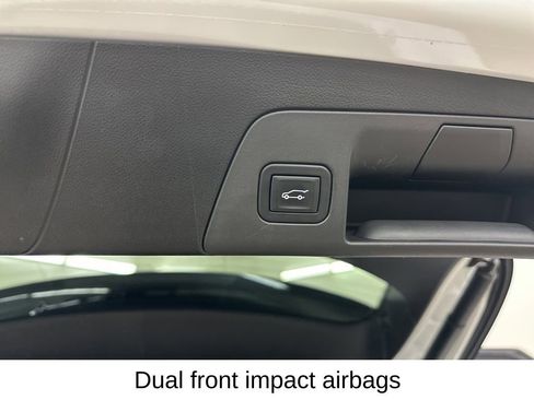 Certified 2023 Buick Envision Essence w/ Sport Touring Package image 28