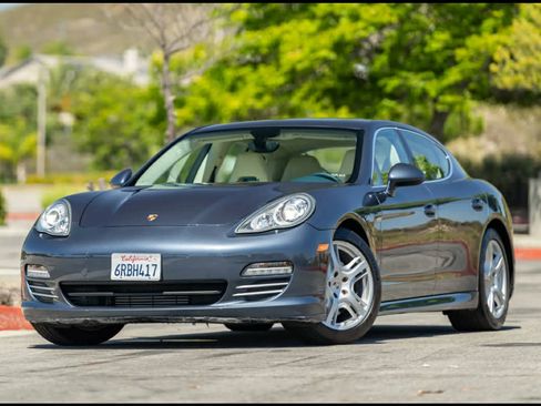 Used 2011 Porsche Panamera 4S AWD/4WD image 2