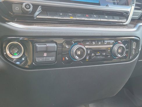 Certified 2025 Chevrolet Silverado 2500 LT w/ All Star Edition image 15