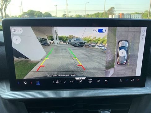 Used 2025 Ford Explorer ST w/ Sun And Sound Package AWD/4WD image 16